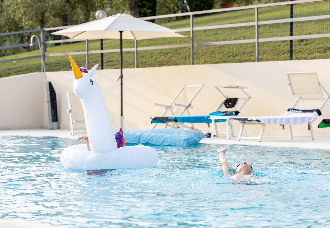 Aparthotel a Lonato del Garda - Il Casale Lonato Sole