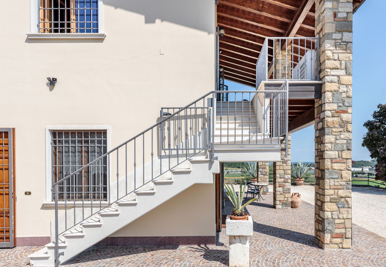 Aparthotel a Lonato del Garda - Il Casale Lonato Sole