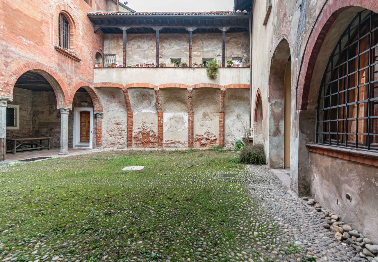 Appartamento a Pavia - Casa del Foscolo