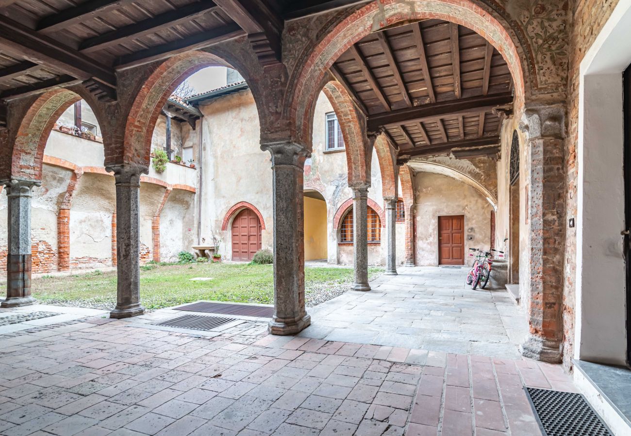 Appartamento a Pavia - Casa del Foscolo