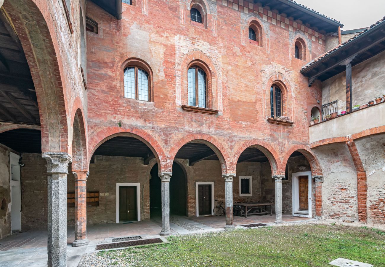 Appartamento a Pavia - Casa del Foscolo