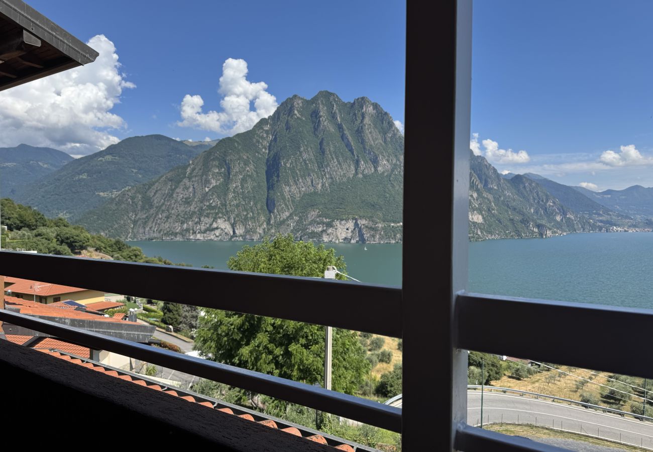 Appartamento a Riva di Solto - Sole E Lago