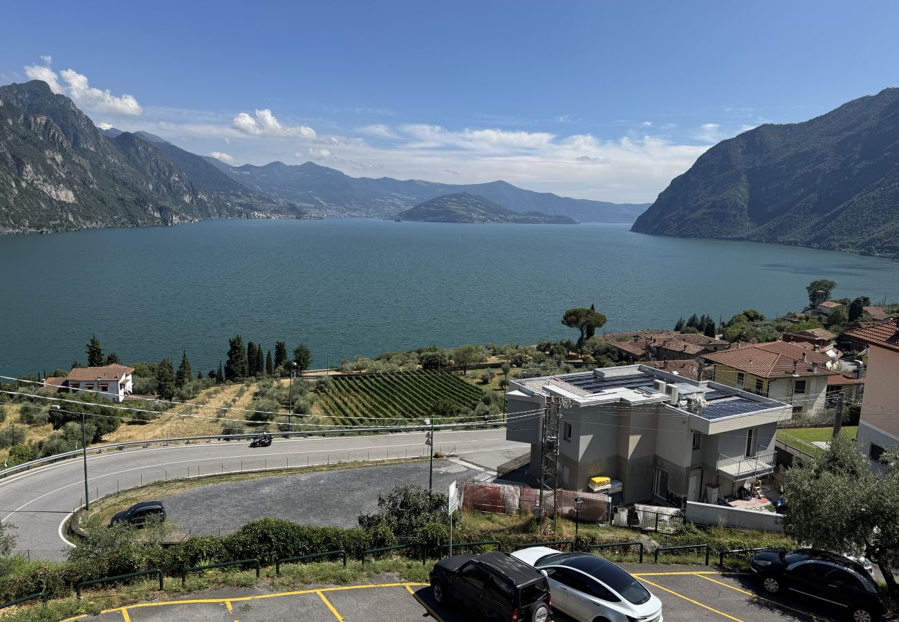 Appartamento a Riva di Solto - Sole E Lago