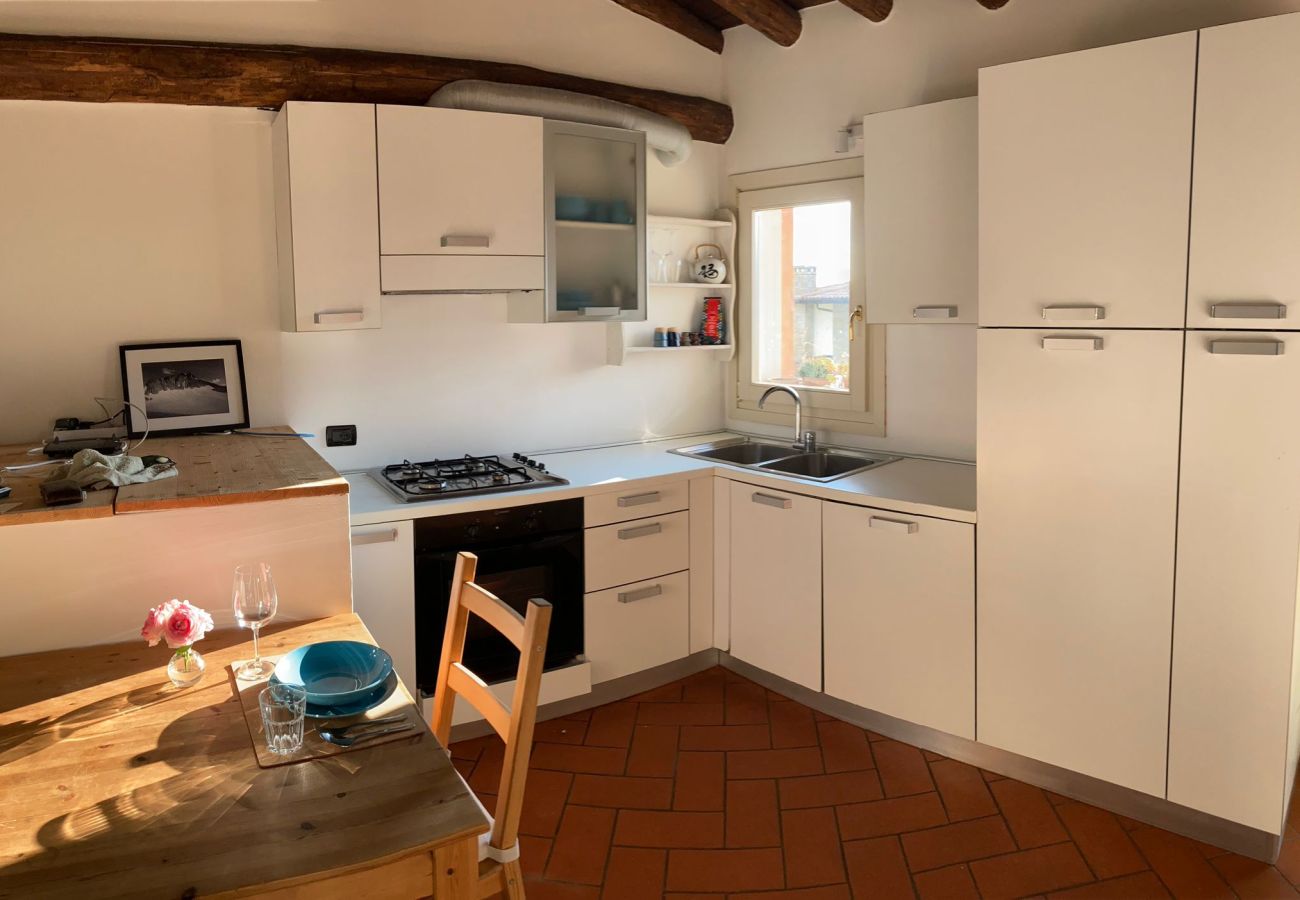 Casa a Sulzano - Island Sunset House