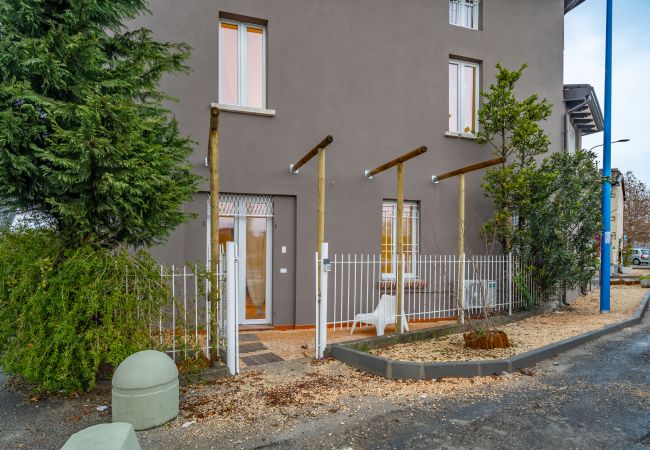 Appartamento a Brescia - Cascina Conicchio 1 Appartamento a Brescia - Cascina Conicchio 1