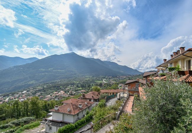 Appartamento a Solto Collina - Terrazza sul Lago Appartamento a Solto Collina - Terrazza sul Lago