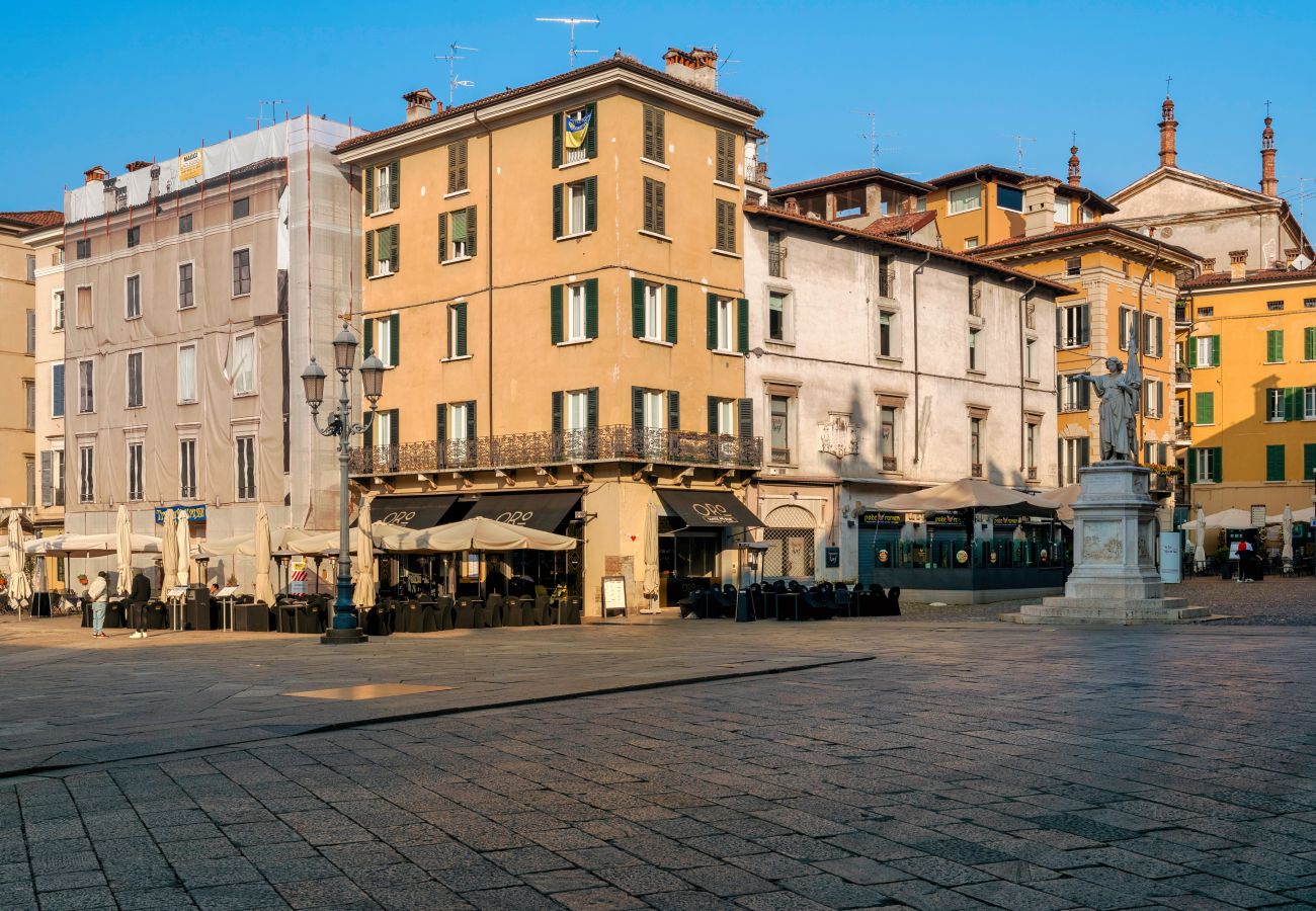 Studio a Brescia - Loggia Apartment