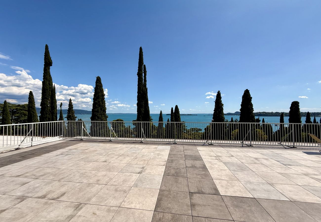 Studio a Gardone Riviera - Relais Villa Alba