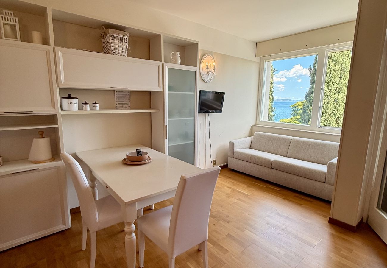 Studio a Gardone Riviera - Relais Villa Alba