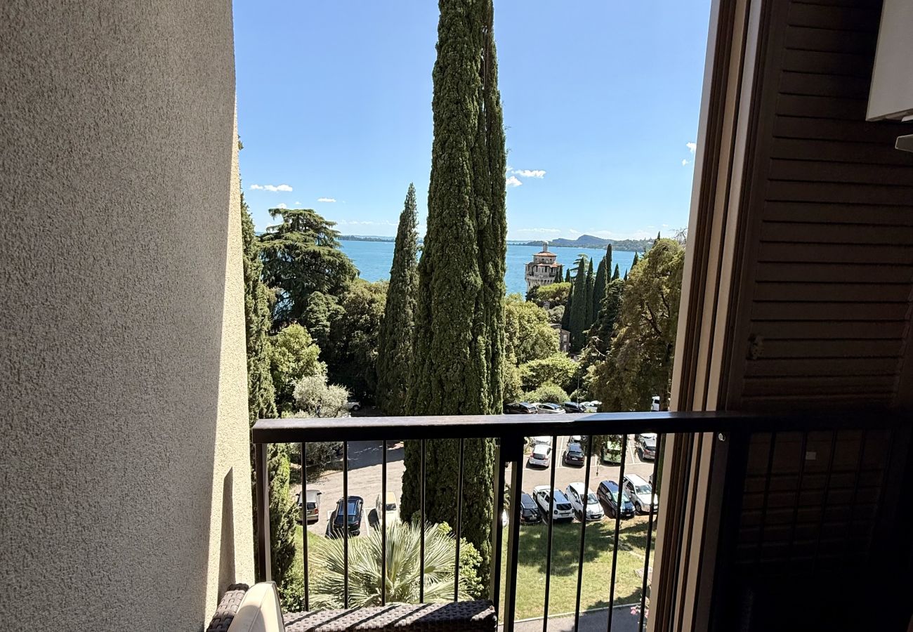 Studio a Gardone Riviera - Relais Villa Alba
