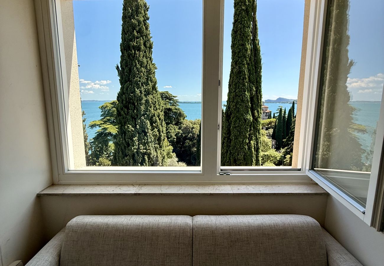 Studio a Gardone Riviera - Relais Villa Alba