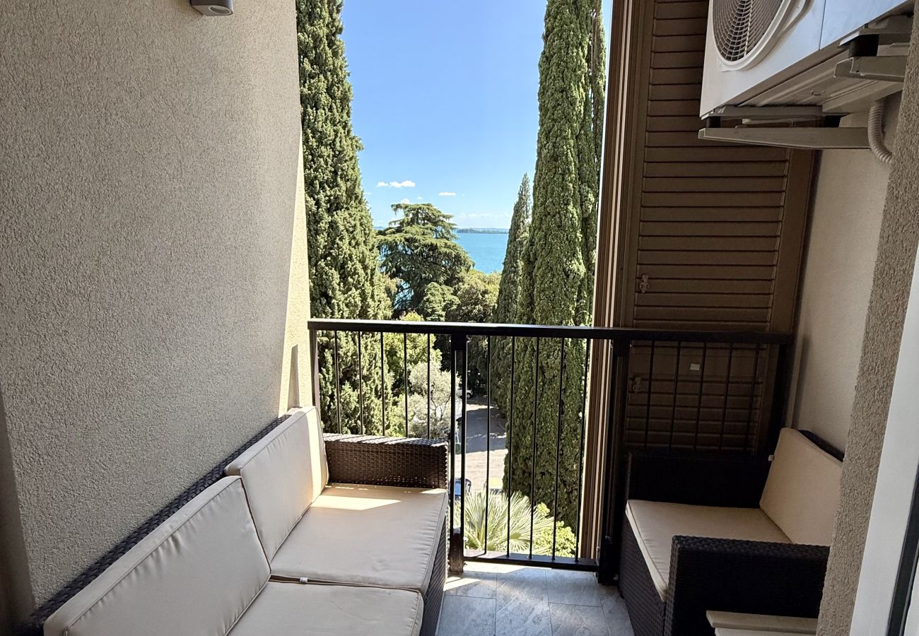 Studio a Gardone Riviera - Relais Villa Alba