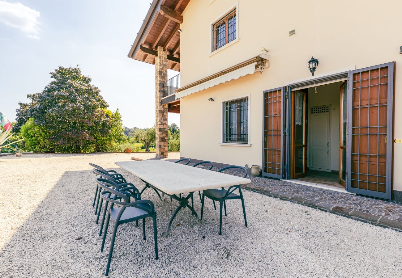 Aparthotel in Lonato del Garda - Il Casale Lonato Terra