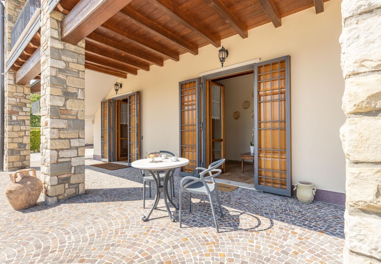 Aparthotel in Lonato del Garda - Il Casale Lonato Terra
