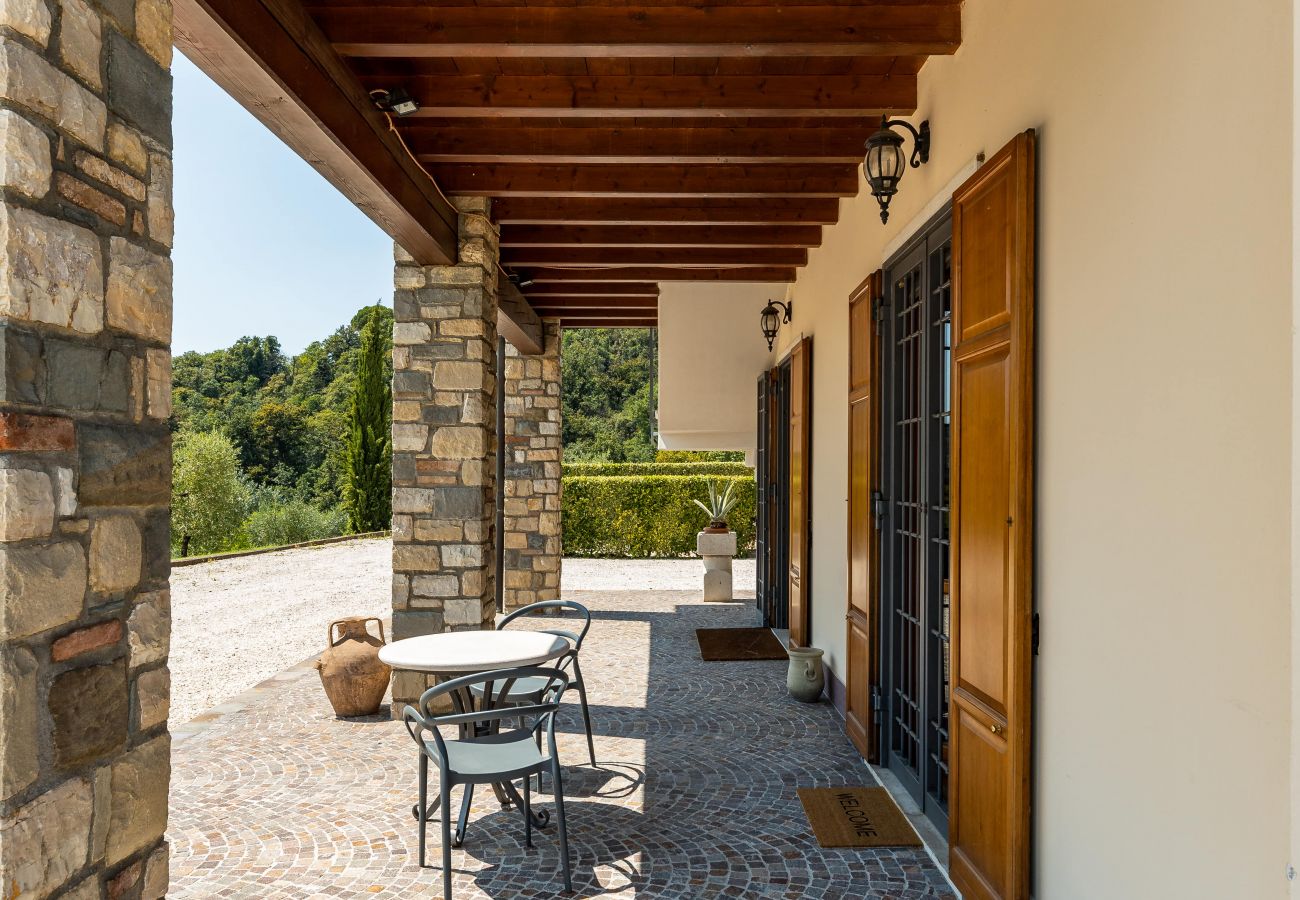 Aparthotel in Lonato del Garda - Il Casale Lonato Terra