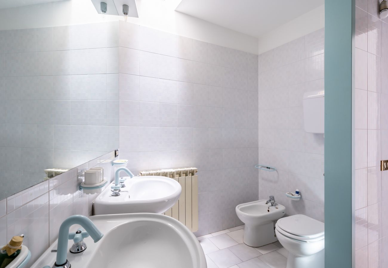 Apartment in Toscolano-Maderno - Casa Mariuccia