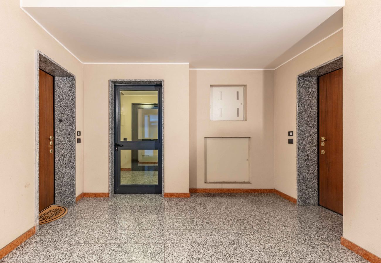 Apartment in Melegnano - La Casa Di Claudio