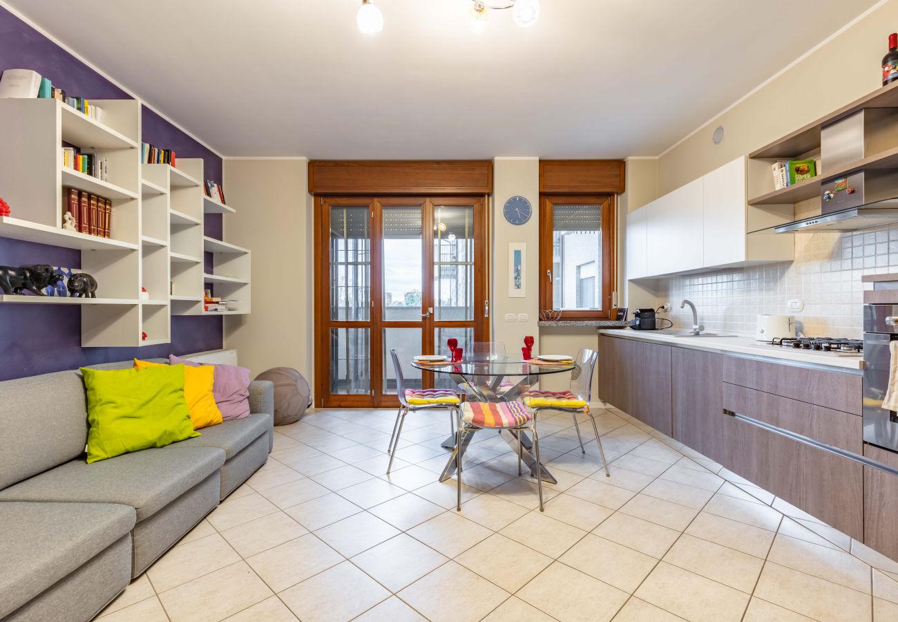 Apartment in Melegnano - La Casa Di Claudio