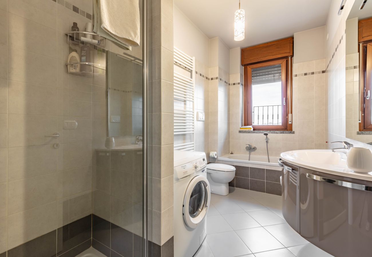 Apartment in Melegnano - La Casa Di Claudio