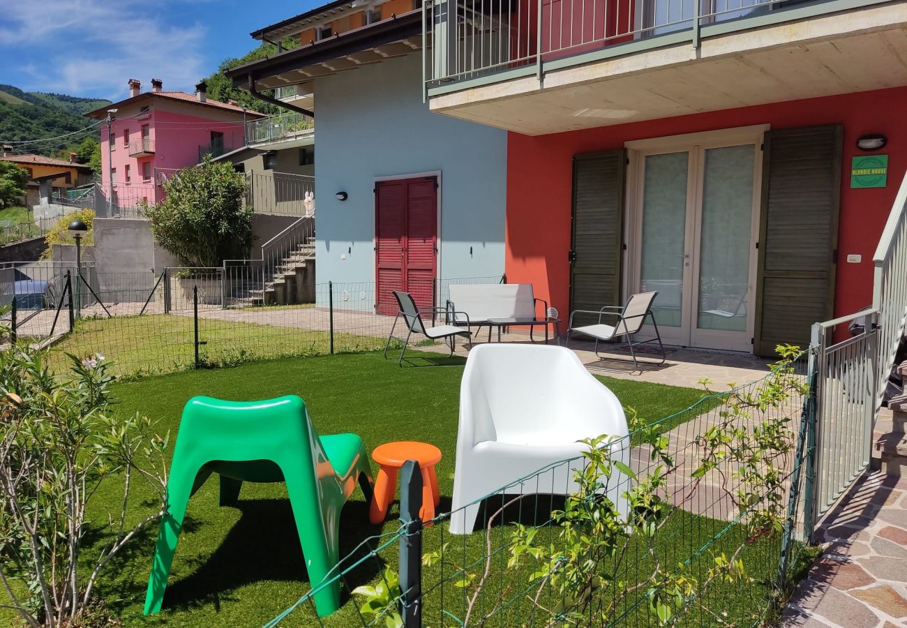 Apartment in Fonteno - BLONDIE HOUSE
