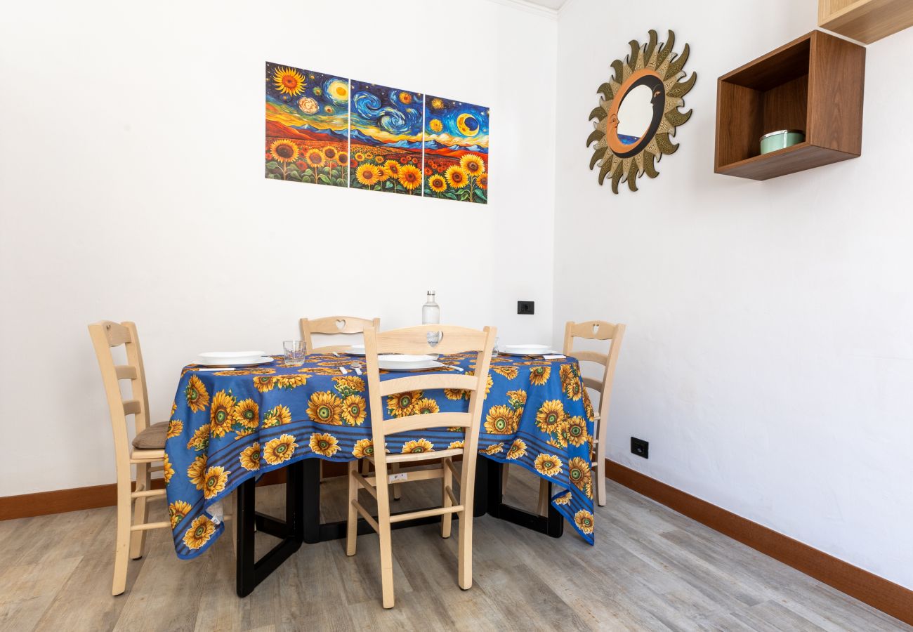 Apartment in Milan - The House Of The Rising Sun 
