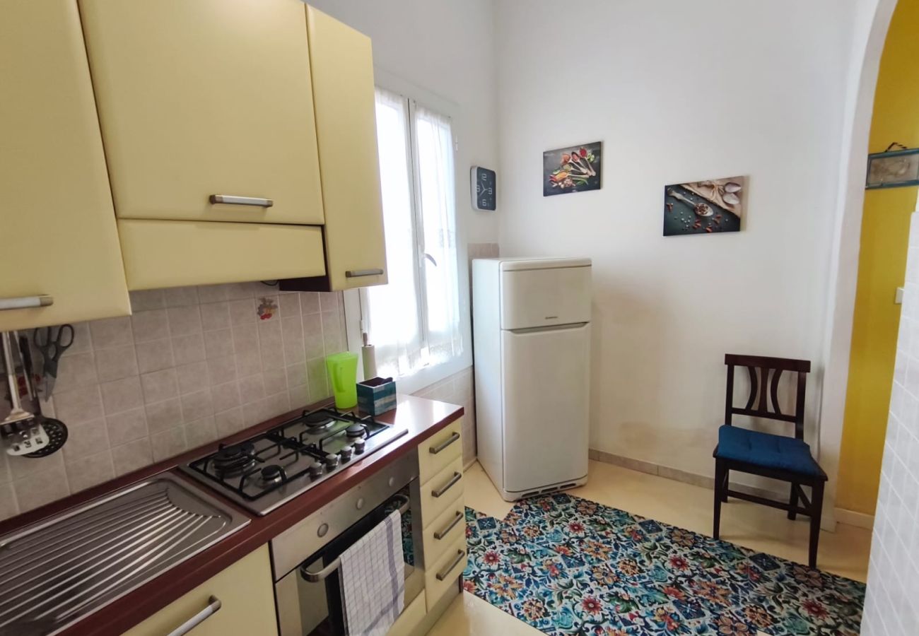 Apartment in Imperia - Paint House
