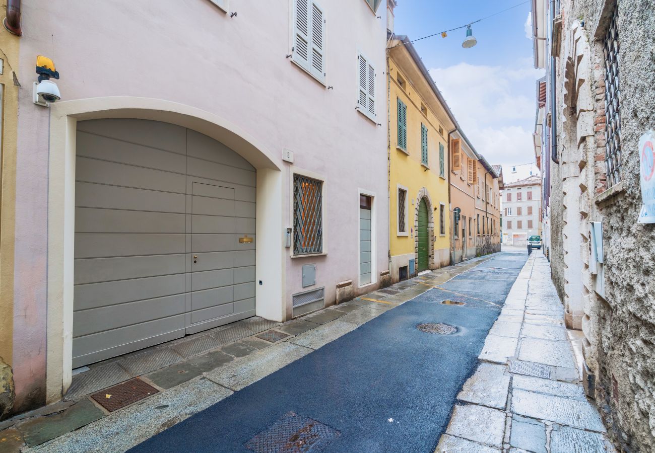 Apartamento en Brescia - Tresanda Trilo
